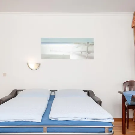 Апартаменты Hanseatic 401 *